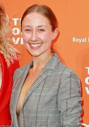 Erin Doherty OnlyFans Leaked Free Thumbnail Picture - #crPEKcG7km