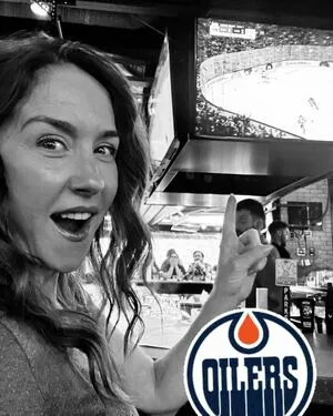 Erin Karpluk OnlyFans Leaked Free Thumbnail Picture - #4KY2aCLAdr