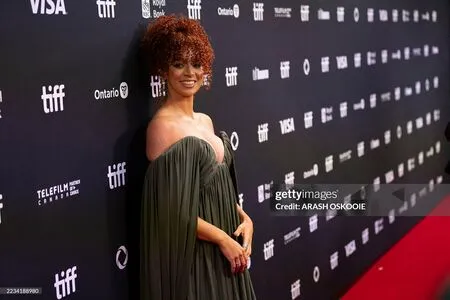 Erin Kellymen OnlyFans Leaked Free Thumbnail Picture - #ZGZpCEjEDI