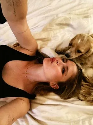 Erin Moriarty OnlyFans Leaked Free Thumbnail Picture - #PDNGkyabmV