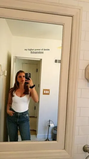 Erin Moriarty OnlyFans Leaked Free Thumbnail Picture - #Y4I6Z1qXH1