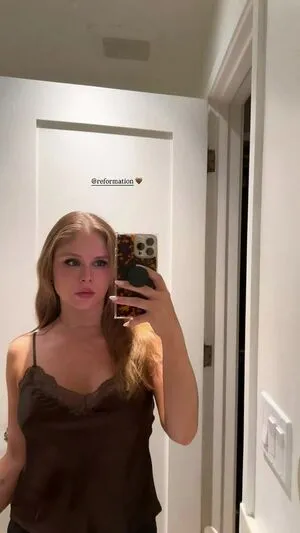 Erin Moriarty OnlyFans Leaked Free Thumbnail Picture - #bxplxOrfhR