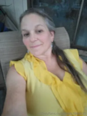 Erin57868135 OnlyFans Leaked Free Thumbnail Picture - #UV8FE5asUD