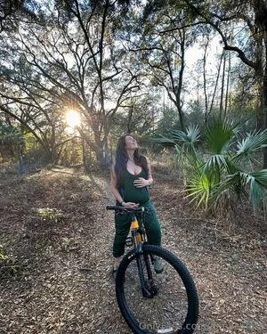 Erinashford OnlyFans Leaked Free Thumbnail Picture - #qForvGagEh