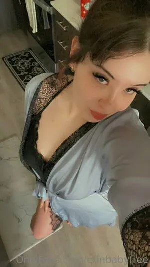 Erinbabyfree OnlyFans Leaked Free Thumbnail Picture - #cXJ2F0lHkJ