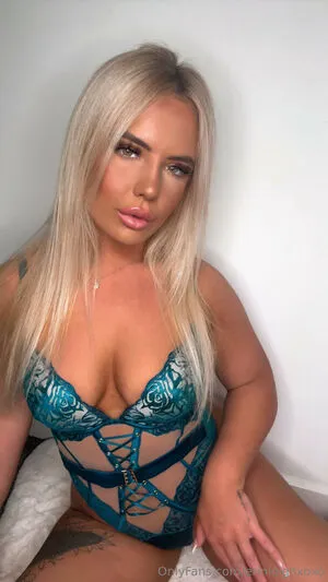 Erinleighxoxo OnlyFans Leaked Free Thumbnail Picture - #lugDkUTfi4