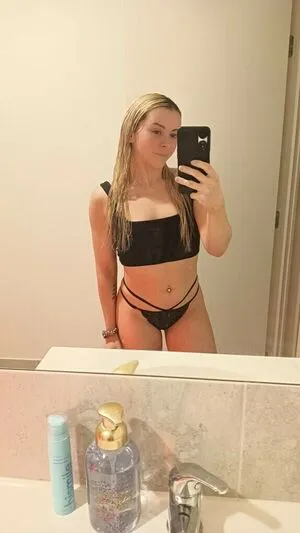 Erinloi OnlyFans Leaked Free Thumbnail Picture - #Utv9YCGNSx