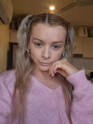 Erinloi OnlyFans Leaked Free Thumbnail Picture - #cudJFP4U32