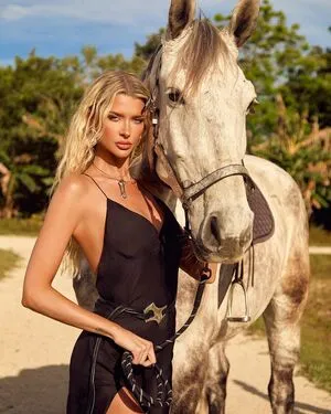 Erinmichellexo OnlyFans Leaked Free Thumbnail Picture - #S9kTAS1V2s