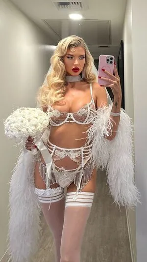 Erinmichellexo OnlyFans Leaked Free Thumbnail Picture - #YglviAR3Pz