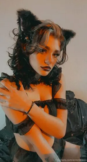 Erinrileycos OnlyFans Leaked Free Thumbnail Picture - #Mn6kiq7cbw