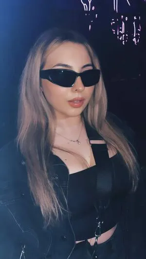 Erinsafran OnlyFans Leaked Free Thumbnail Picture - #KzmPGE5aol
