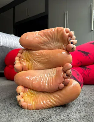 Erisfeet Freemium OnlyFans Leaked Free Thumbnail Picture - #cnpR2h5nzS