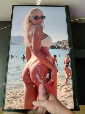 Ernahusko OnlyFans Leaked Free Thumbnail Picture - #2IOrvXi1jr