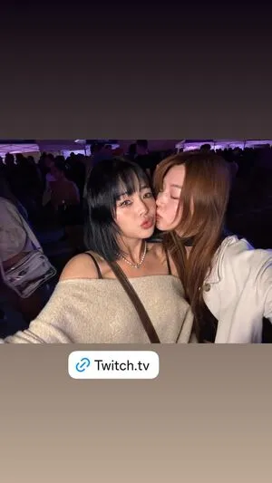 Ero Mei OnlyFans Leaked Free Thumbnail Picture - #rkywsC018C