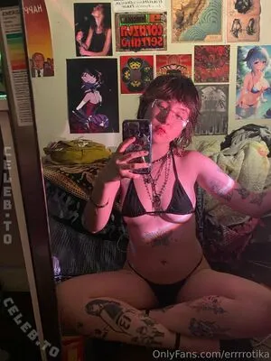 Errrrotika OnlyFans Leaked Free Thumbnail Picture - #tIad5CSwys