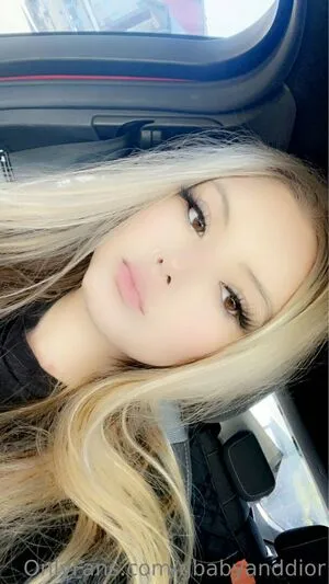 Errrrradiorr OnlyFans Leaked Free Thumbnail Picture - #69HEsuLwgu