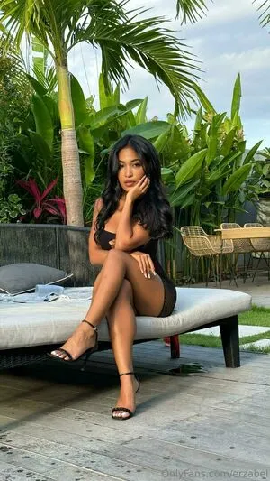 Erzabel OnlyFans Leaked Free Thumbnail Picture - #9SZkNDAnlp
