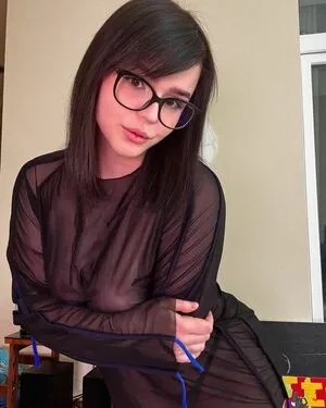 es.lain OnlyFans Leaked Free Thumbnail Picture - #sS0e4s4QPl