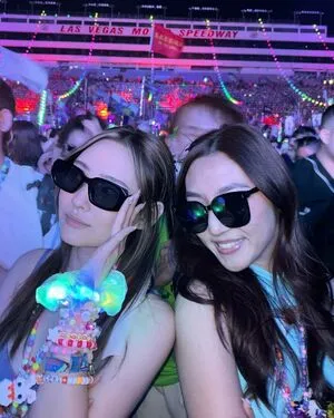 Esblee OnlyFans Leaked Free Thumbnail Picture - #AO4j3djsk3