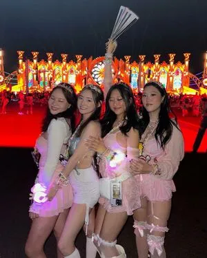 Esblee OnlyFans Leaked Free Thumbnail Picture - #s6vIktLmwT