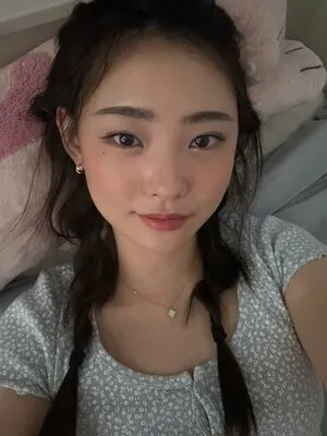 Esblee OnlyFans Leaked Free Thumbnail Picture - #t3b6Magz3b