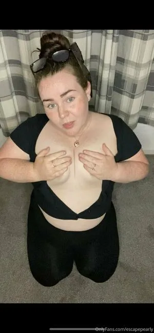 Escapepearly OnlyFans Leaked Free Thumbnail Picture - #5UBs0nsHE0