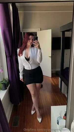 Escapesweetrealityy2 OnlyFans Leaked Free Thumbnail Picture - #cwb6PLRBml