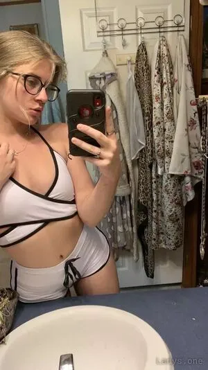 Escort Model Susan E OnlyFans Leaked Free Thumbnail Picture - #VE5EbhCYEk