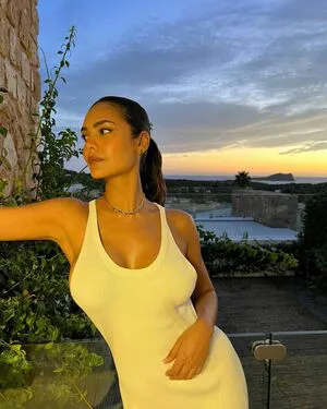 Esha Gupta OnlyFans Leaked Free Thumbnail Picture - #SsablRypwH
