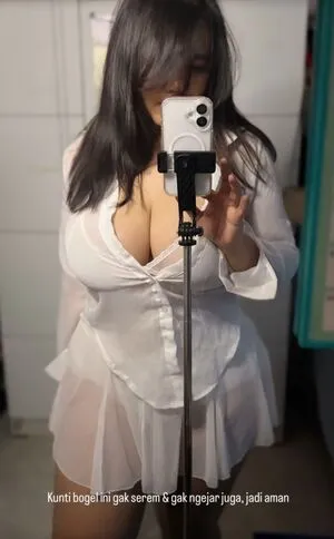 Eshafaradhiba OnlyFans Leaked Free Thumbnail Picture - #Kmt8CZYilU