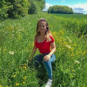 Esmeralda OnlyFans Leaked Free Thumbnail Picture - #BIFbGq2pet