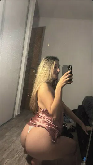 Esmeralditaa OnlyFans Leaked Free Thumbnail Picture - #1gIVm20h7I