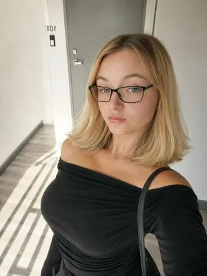 Esmjeej OnlyFans Leaked Free Thumbnail Picture - #aa1LTkSceC