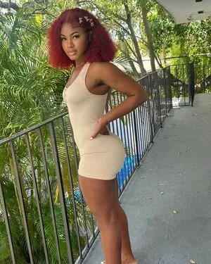Espeyranza OnlyFans Leaked Free Thumbnail Picture - #dKcBdGyoX3