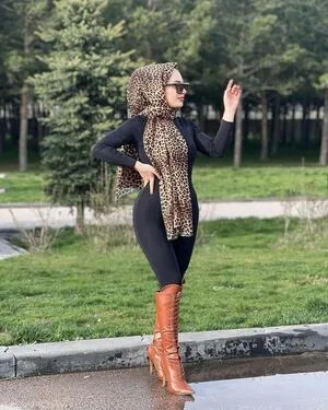 Esra Rabia OnlyFans Leaked Free Thumbnail Picture - #0PsEti3Kys