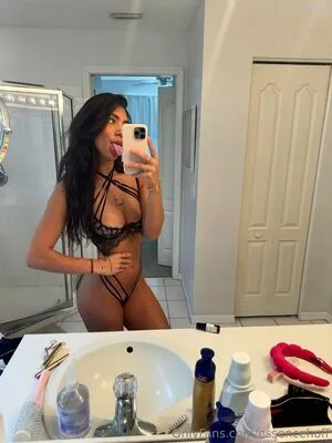 Essence Hoffman OnlyFans Leaked Free Thumbnail Picture - #mid8PerHkg