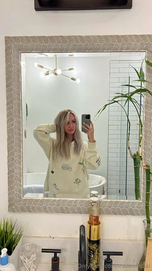 Essieofficial OnlyFans Leaked Free Thumbnail Picture - #AYAFYTthzc