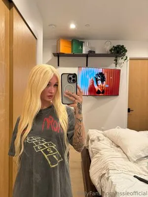 Essieofficial OnlyFans Leaked Free Thumbnail Picture - #NjRCkZ0u1p