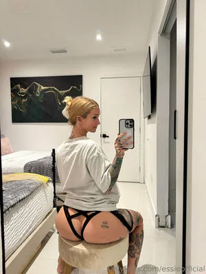 Essieofficial OnlyFans Leaked Free Thumbnail Picture - #d5jtLndu9k
