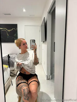 Essieofficial OnlyFans Leaked Free Thumbnail Picture - #etD3OSYsW6