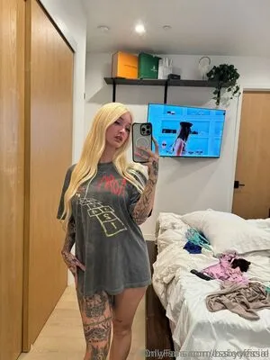 Essieofficial OnlyFans Leaked Free Thumbnail Picture - #t514qrxHbE