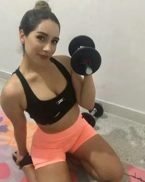 Estefany Aguilar Restrepo OnlyFans Leaked Free Thumbnail Picture - #6m8Y5fIofb