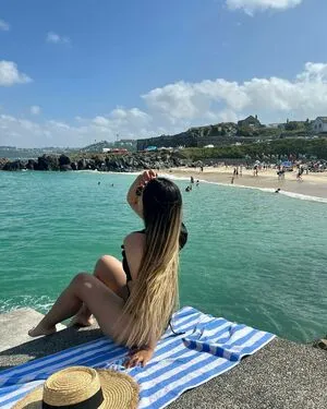 Estefany Aguilar Restrepo OnlyFans Leaked Free Thumbnail Picture - #H3ULnNivOu