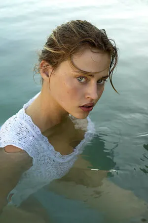 Estella Warren OnlyFans Leaked Free Thumbnail Picture - #R1kWqjDwT5