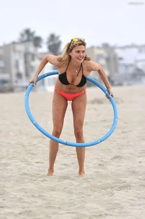Estella Warren OnlyFans Leaked Free Thumbnail Picture - #aszkwSoxFY