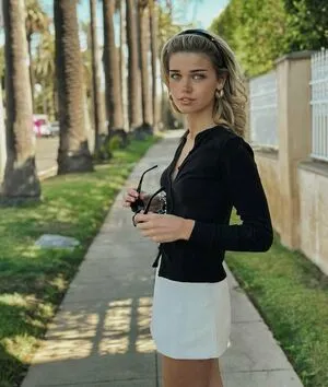 Estelle Ogilvy Estelle Langinier OnlyFans Leaked Free Thumbnail Picture - #cYeKBLFRL9