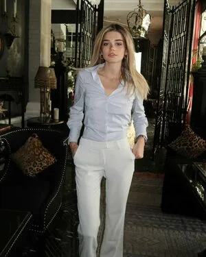 Estelle Ogilvy Estelle Langinier OnlyFans Leaked Free Thumbnail Picture - #tW9dvTFOsF