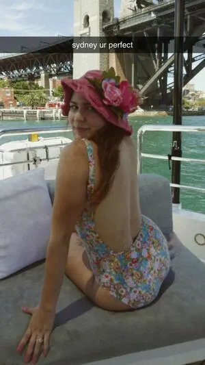 Ester Dobrik OnlyFans Leaked Free Thumbnail Picture - #4vXU4LZCDl