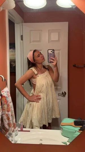 Ester Dobrik OnlyFans Leaked Free Thumbnail Picture - #GNK524BIAJ